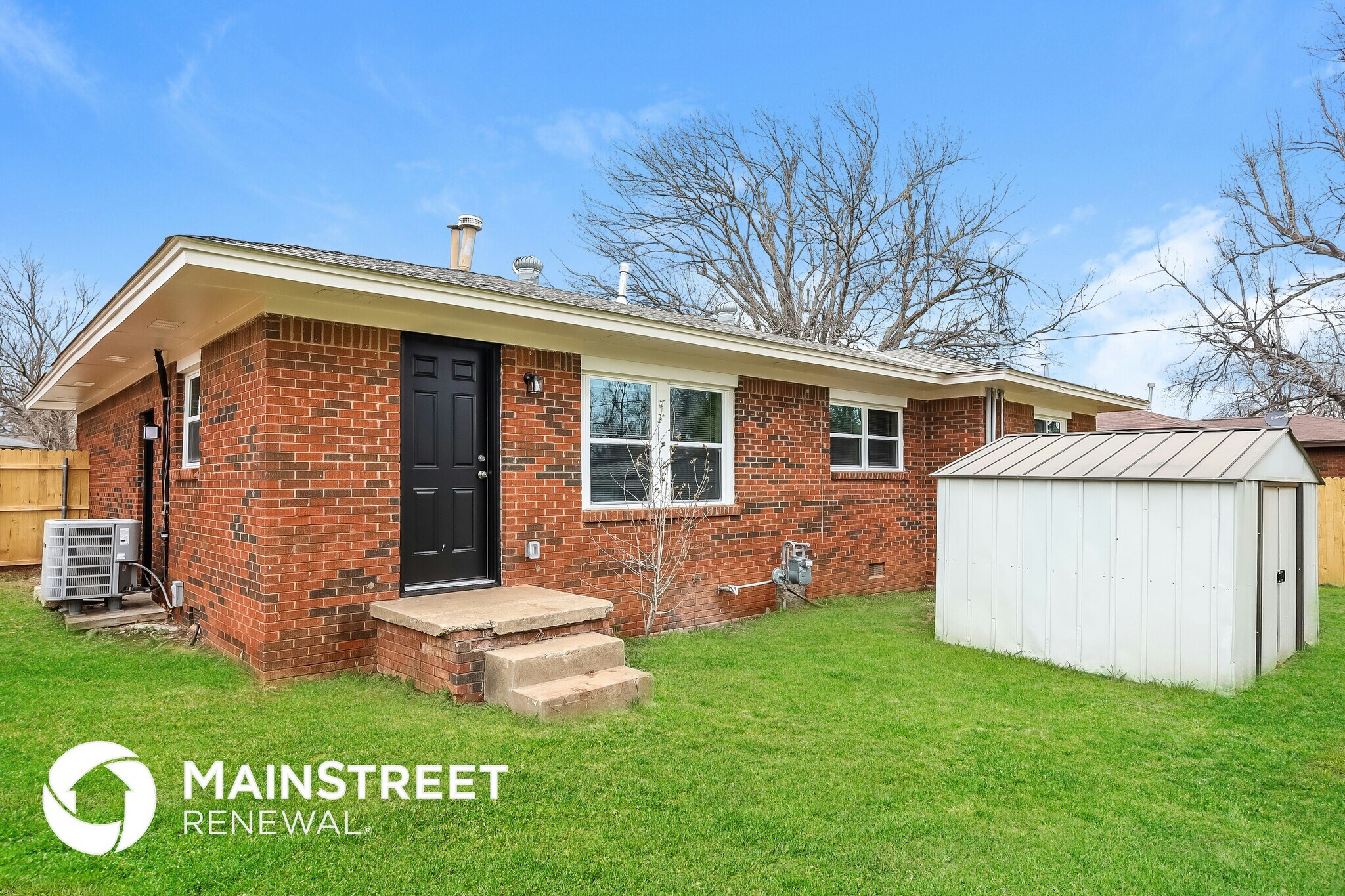 Building Photo - 624 E Towry Dr