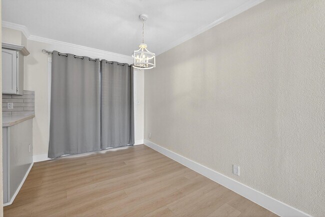 Building Photo - 1221 Cedar Post Ln