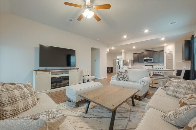 Building Photo - 24211 Buckbrush Ln