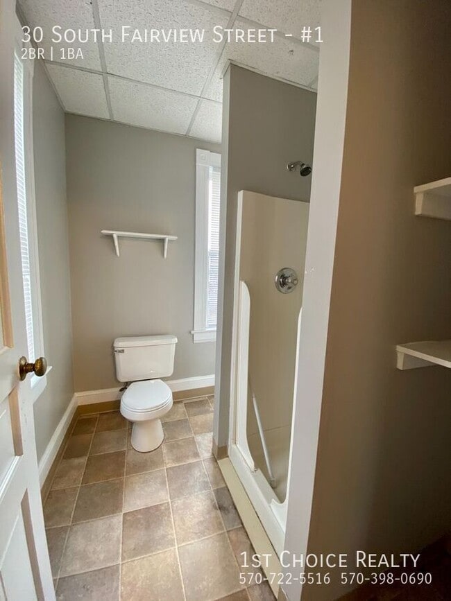 Building Photo - 30 S Fairview St