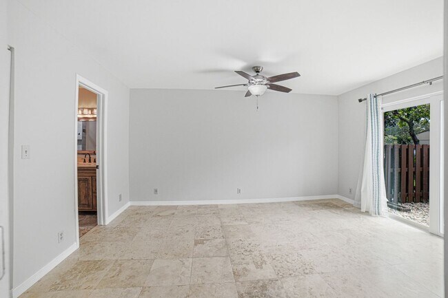 Building Photo - 11600 Timbers Way