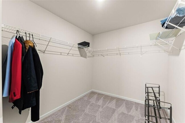 Building Photo - 76 Regent Pk