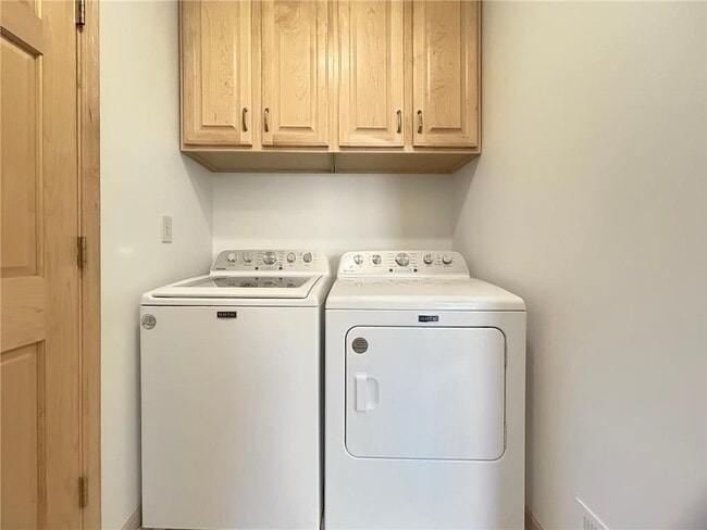 Building Photo - 4722 West Arm Rd