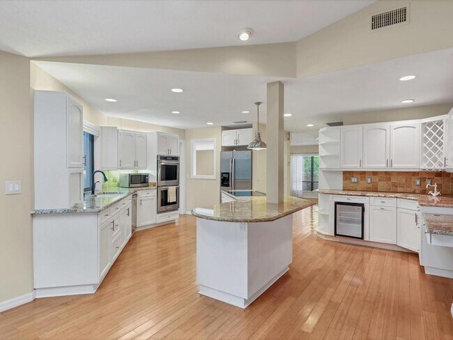 Building Photo - 1612 Pine Harrier Cir