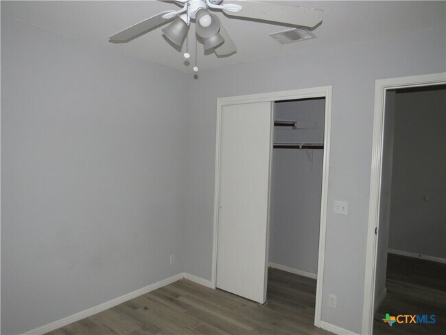 Building Photo - 18913 Leigh Ln