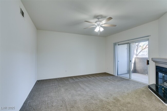 Building Photo - 5525 W Flamingo Rd