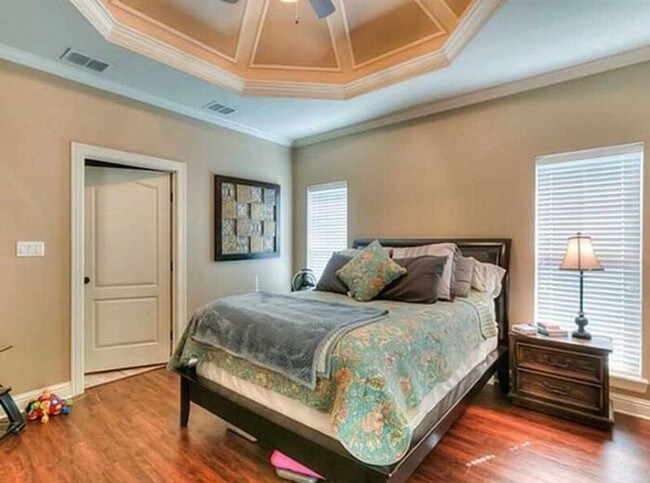 Building Photo - Cypress Bend Subd. - Benton Schools