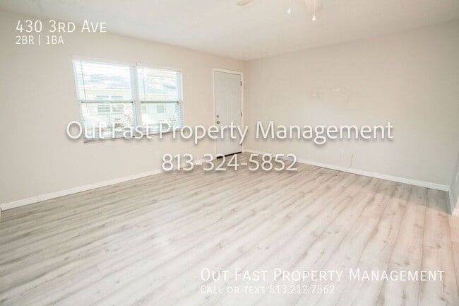 Building Photo - 430 3rd Ave