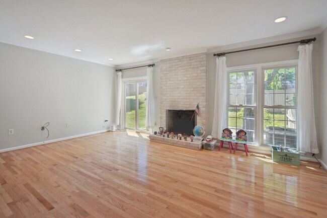 Building Photo - 6412 Needle Leaf Dr