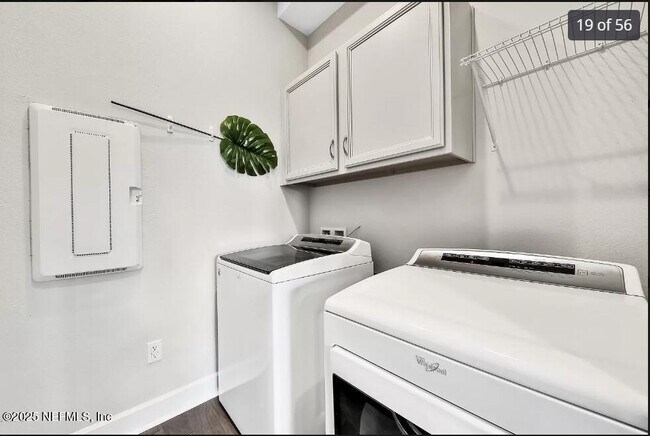 Building Photo - 443 Daniel Park Cir