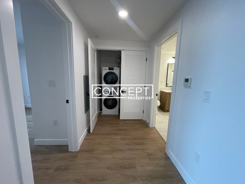 Building Photo - 199 Gardner St