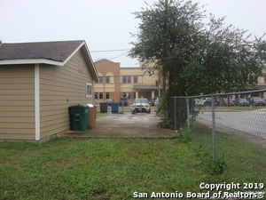 Building Photo - 1039 Cantrell Dr
