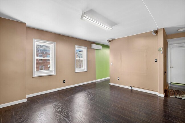 Building Photo - 2245 E Fayette St