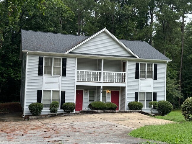 Primary Photo - Very attractive 2 story townhouse.