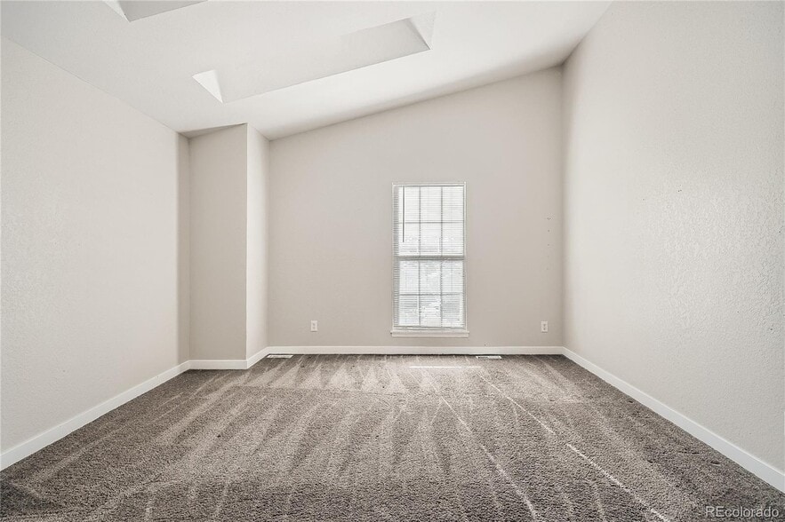 Building Photo - 9423 W Ontario Dr