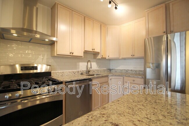 Building Photo - 4501 Arlington Blvd