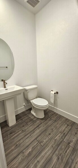 Building Photo - 3311 Jubilee Dr