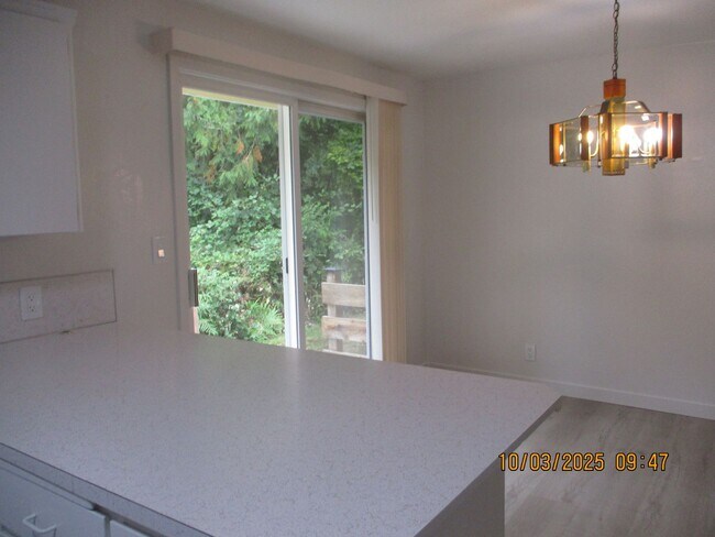 Building Photo - 821 VAL VISTA DR.,  MONTESANO, WA  98563