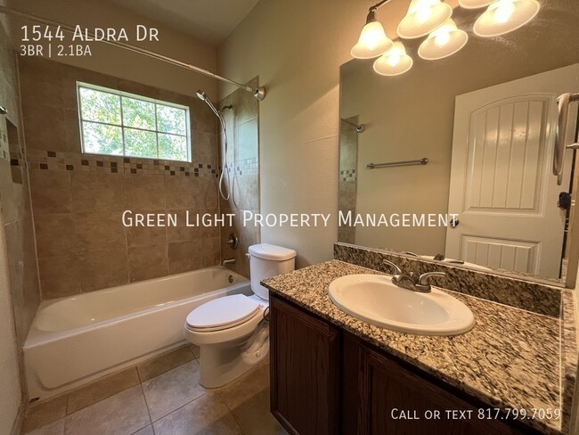 Building Photo - 1544 Aldra Dr