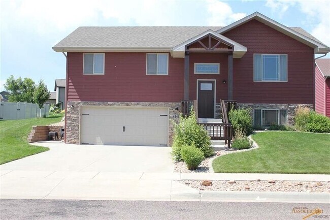 Building Photo - 3 bedroom, 3 bathroom Red Rocks Home for Rent
