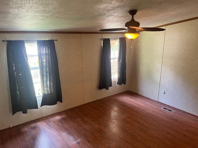 Building Photo - 2555 N Farm to Market 1486