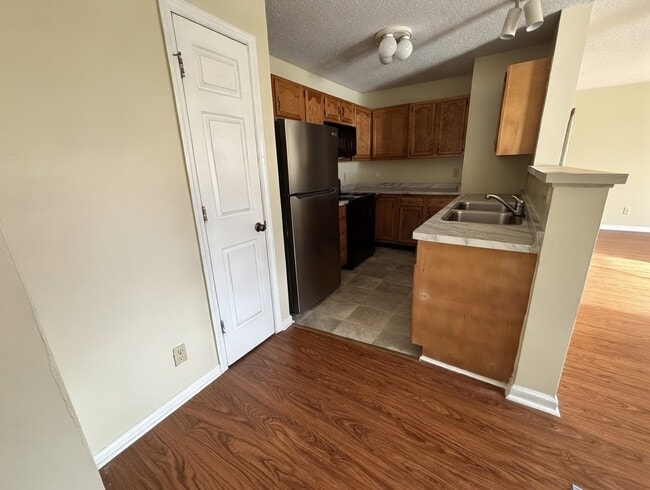 Building Photo - 3634 Morris Farm Dr