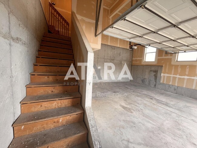 Building Photo - 7845 Ruby Valley Dr