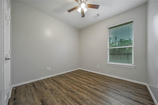 Building Photo - 3630 Avalon Spring Ln