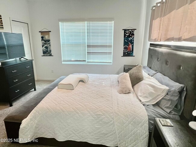 Building Photo - 307 Annies Pl