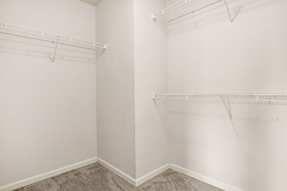 Building Photo - 1539 Creek Bend Ln NW