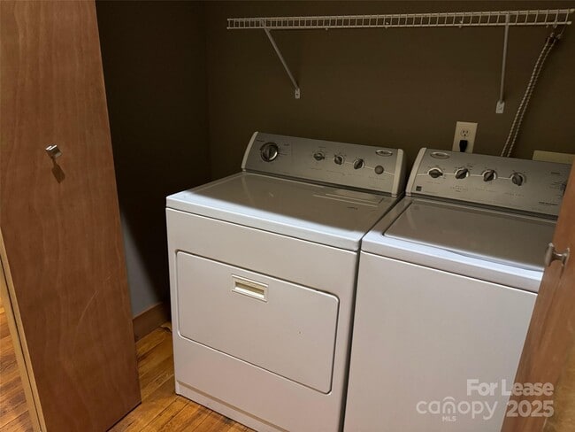 Building Photo - 110 Church St NW