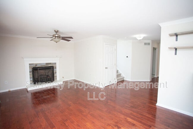 Building Photo - 24 Kathryn Ct