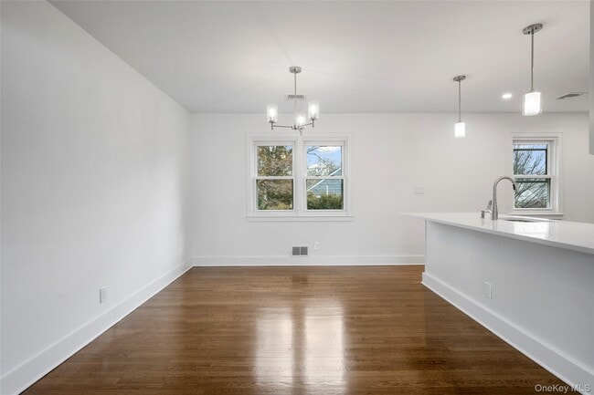 Building Photo - 319 Wagner Ave