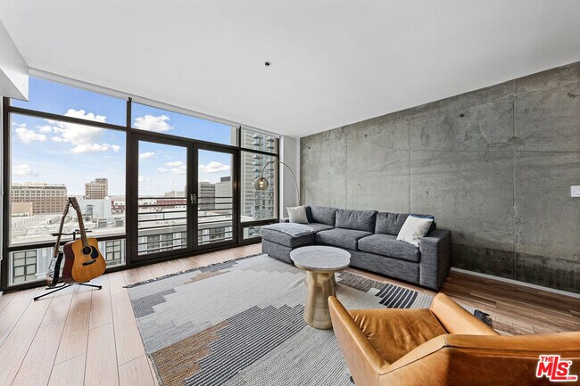 Building Photo - 1111 S Grand Ave