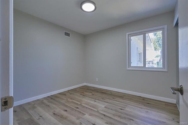 Building Photo - 786 Glenshaw Dr