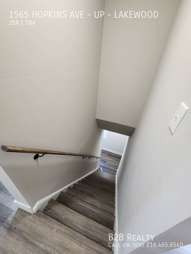 Building Photo - 1565 Hopkins Ave