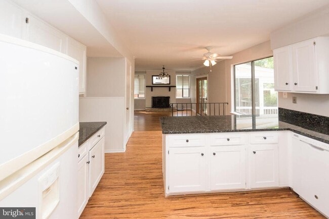 Building Photo - 515 Aspen Dr