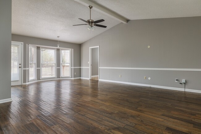 Building Photo - 123 Timberland Trce