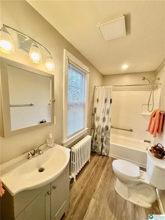 Building Photo - 221 E Chestnut St