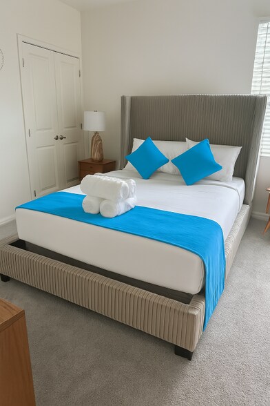 Building Photo - 282 Marcello Blvd