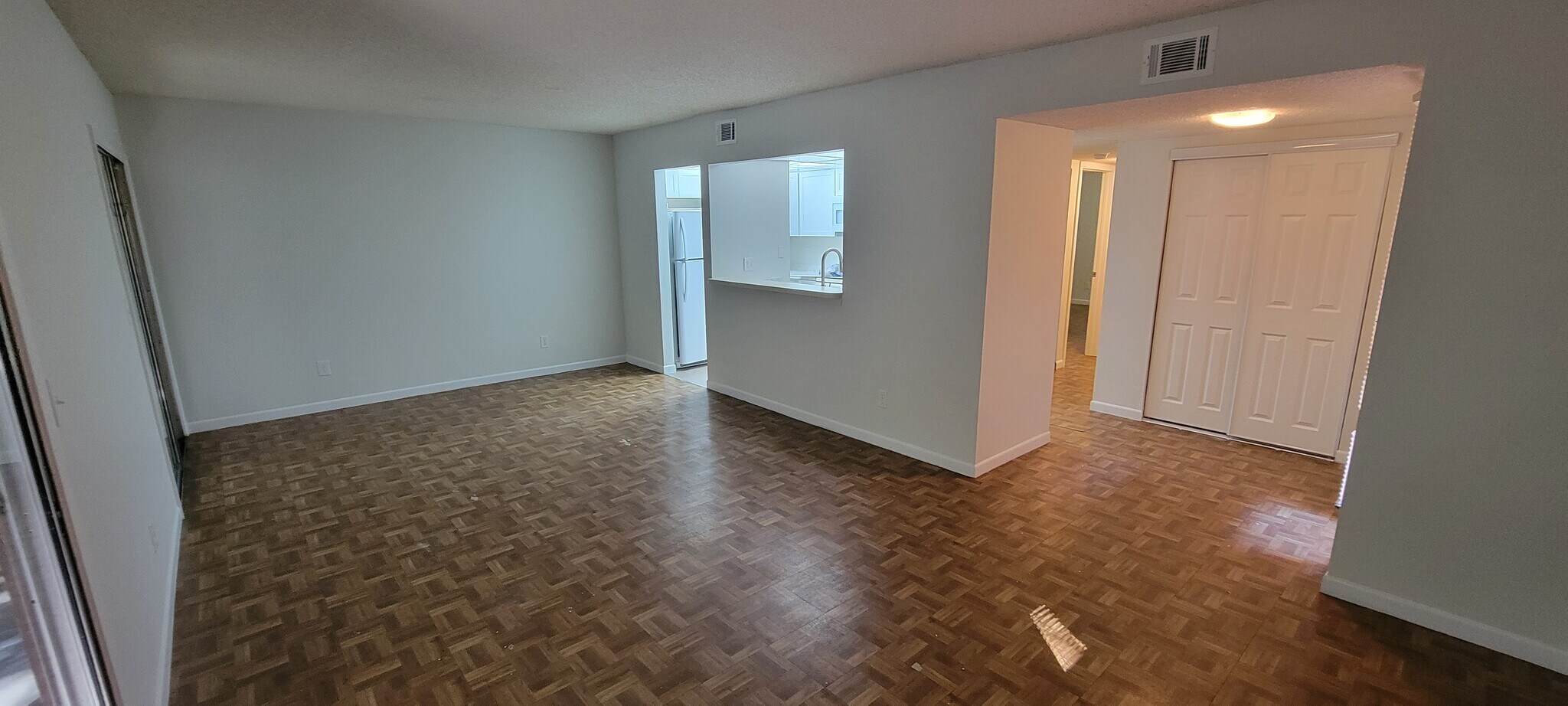 Building Photo - 100 Sweetgum Woods Ct