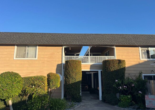 Primary Photo - 2678 Santa Ana Ave