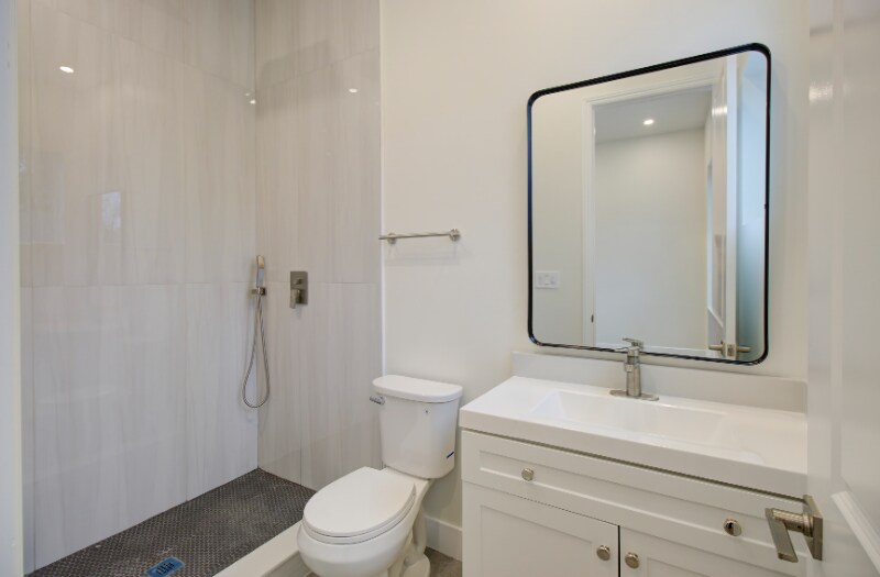 Building Photo - 1648 Colusa Ave