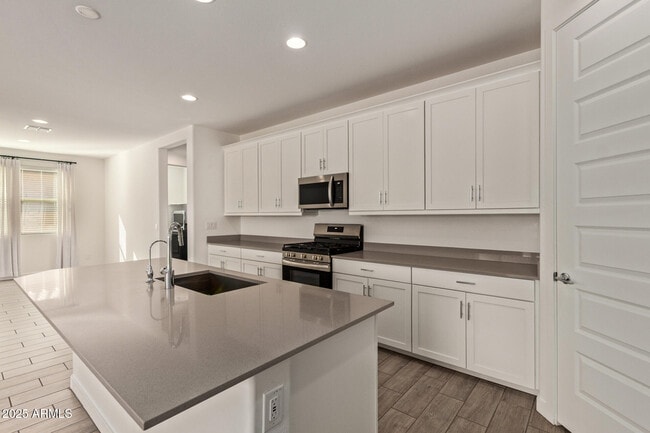 Building Photo - 11207 W Luxton Ln