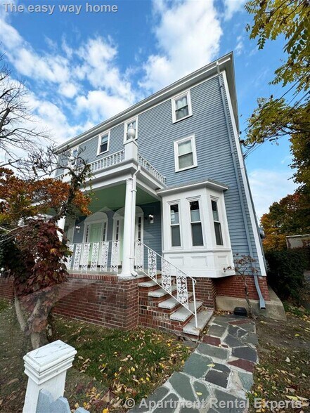 Building Photo - 279 Washington St