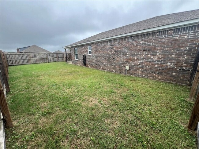 Building Photo - 6601 SW Warrington Rd