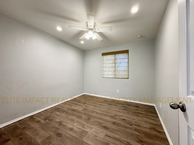 Building Photo - 7429 E 45th St