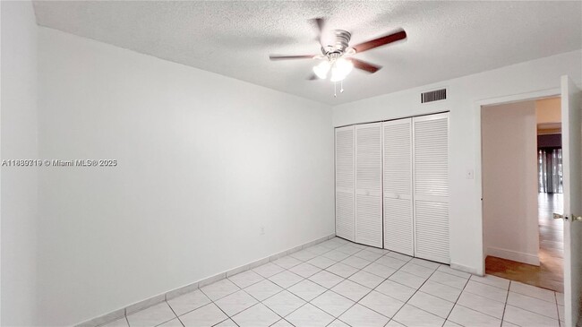 Building Photo - 1650 SW 125th Ct
