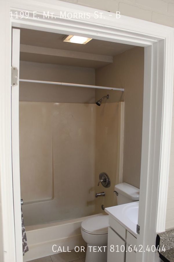 Building Photo - Available Now! Mt. Morris Schools!D TWO WE...
