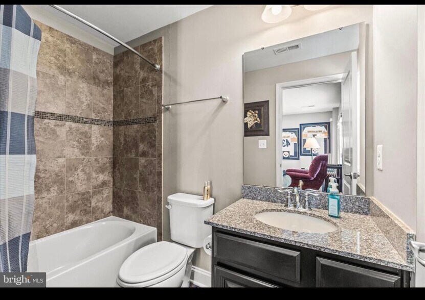 Building Photo - 1265 Elderslie Ln